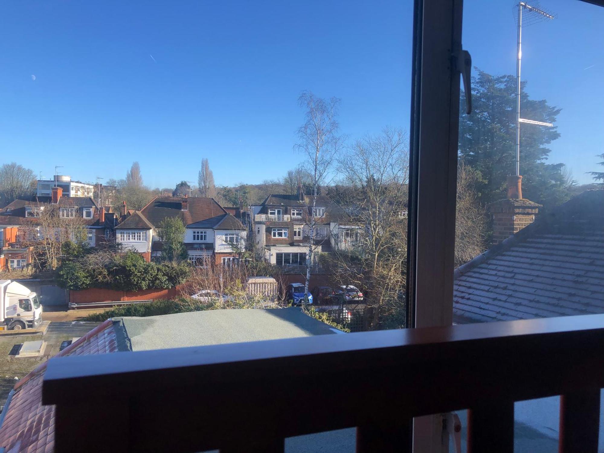 Peaceful Studio-Flat With Driveway In Golders Green Lägenhet London Exteriör bild