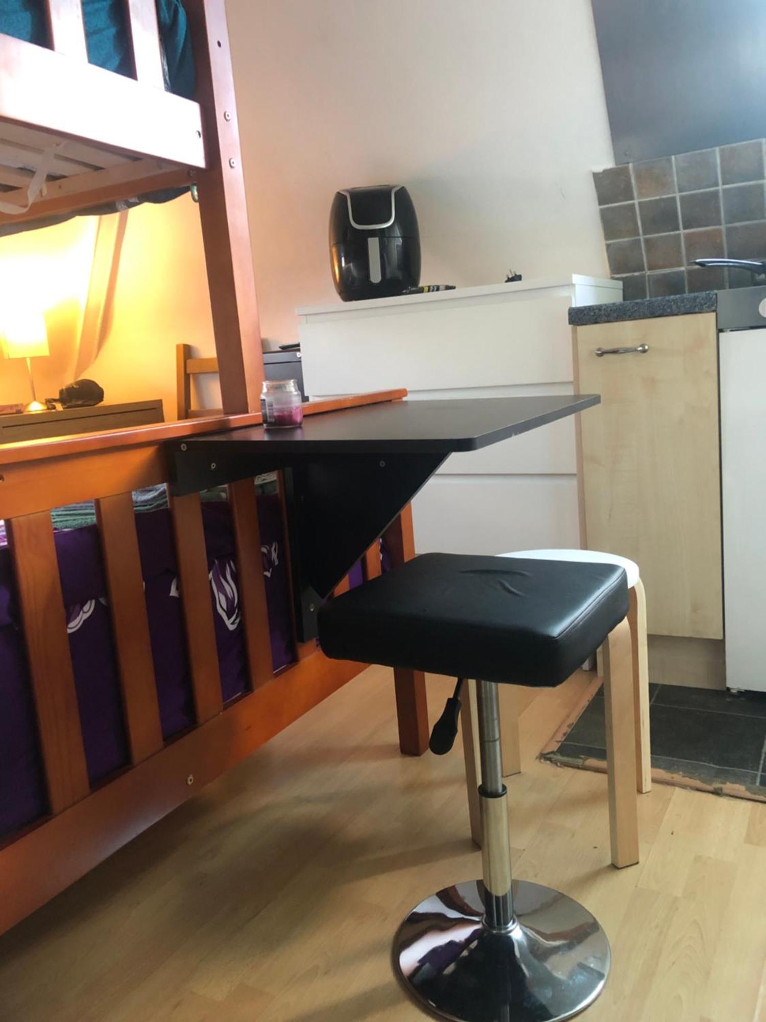 Peaceful Studio-Flat With Driveway In Golders Green Lägenhet London Exteriör bild